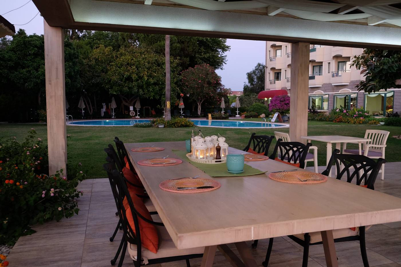 Mutlu-Beach-Restaurant-16