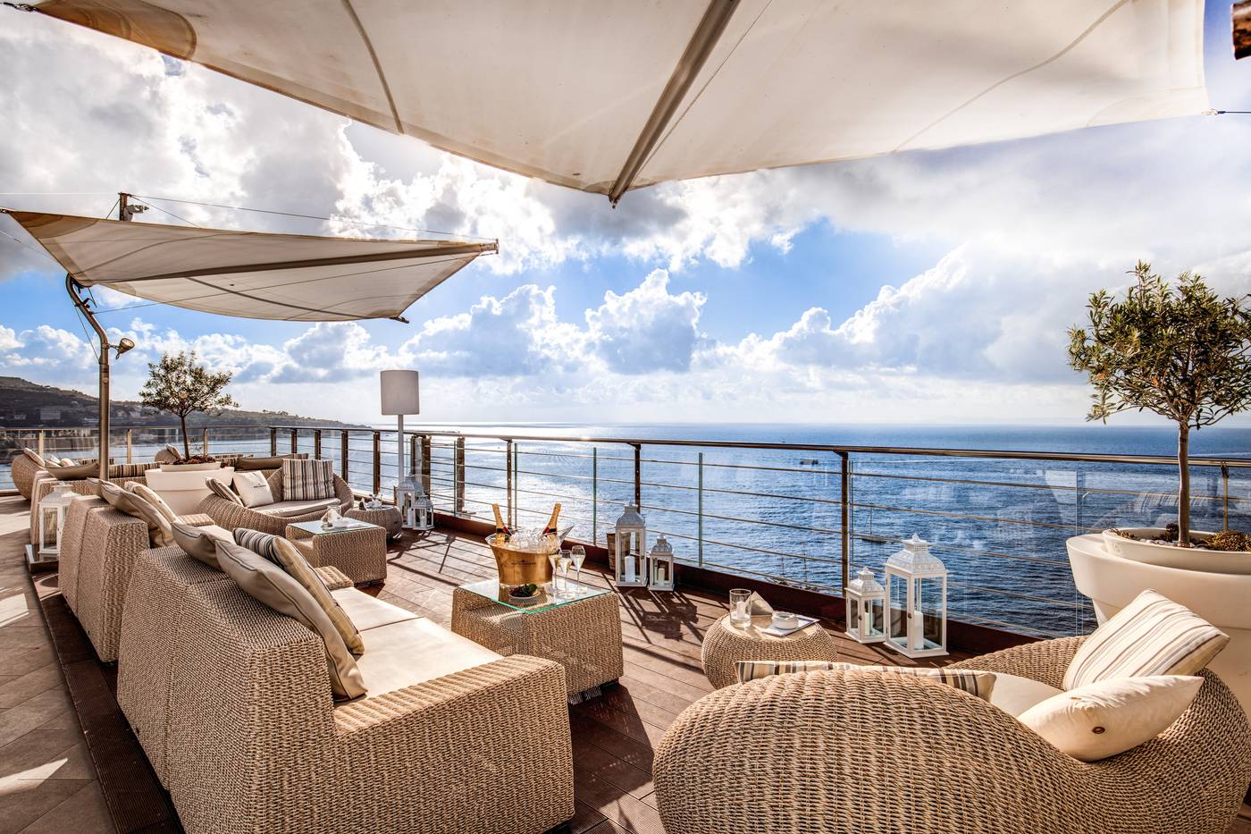 Mediterraneo-Hotel-Terrace-10