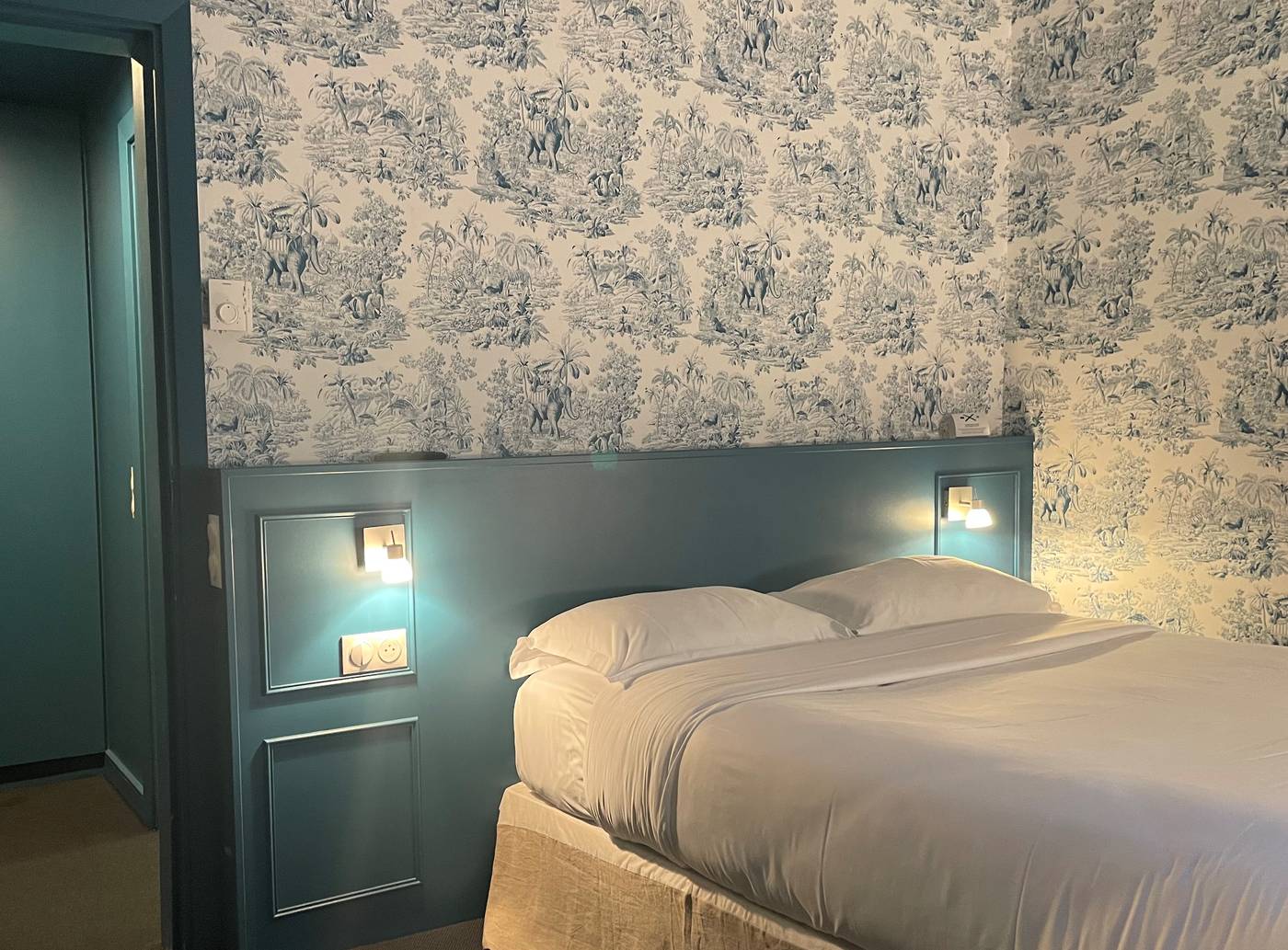 Pergolese-Paris-Room-18