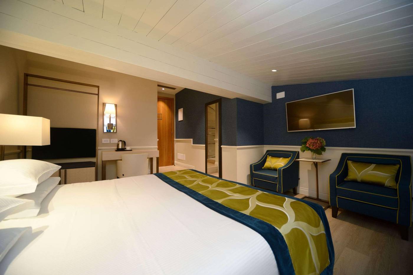 Best-Western-Hotel-Canon-d-Oro-Room-28