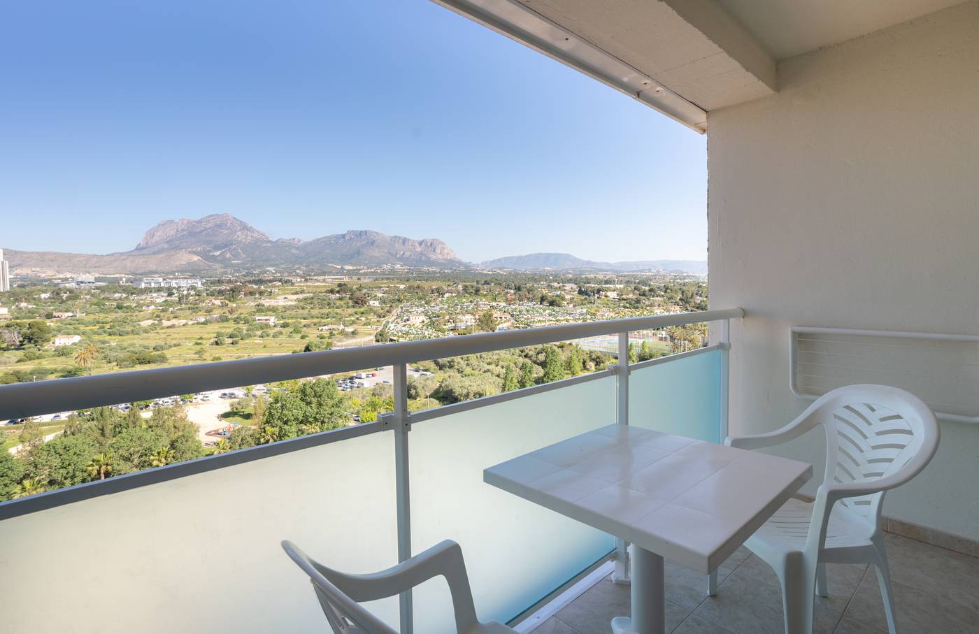 MedPlaya-Flamingo-Oasis-Room-44