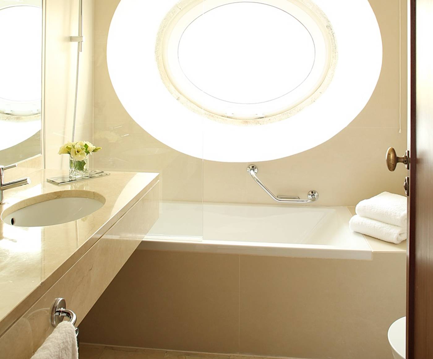 Pateo-dos-Solares-Charm-Hotel-Room-28