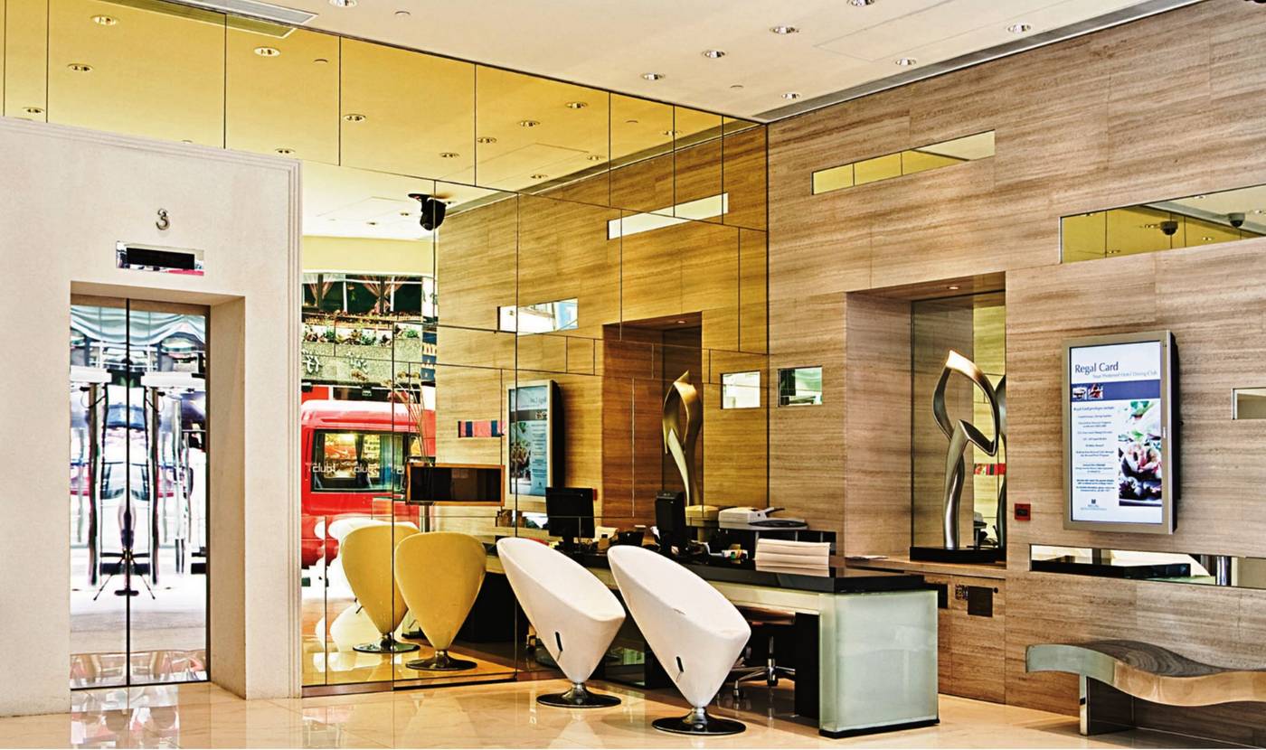 iclub-Wan-Chai-Hotel-Lobby-1
