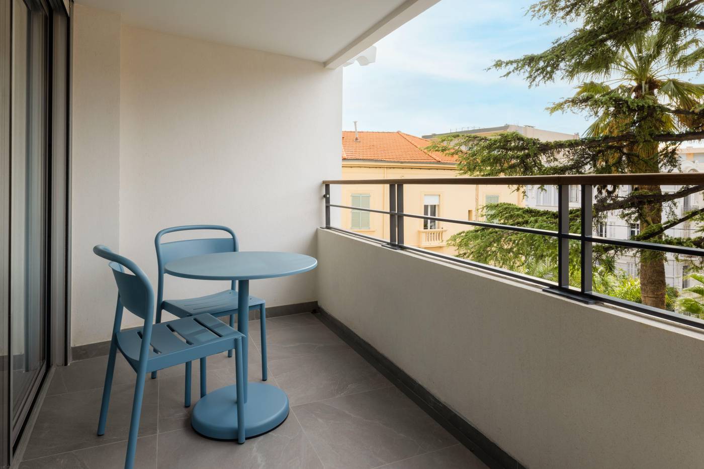 Club-Maintenon-Room-68