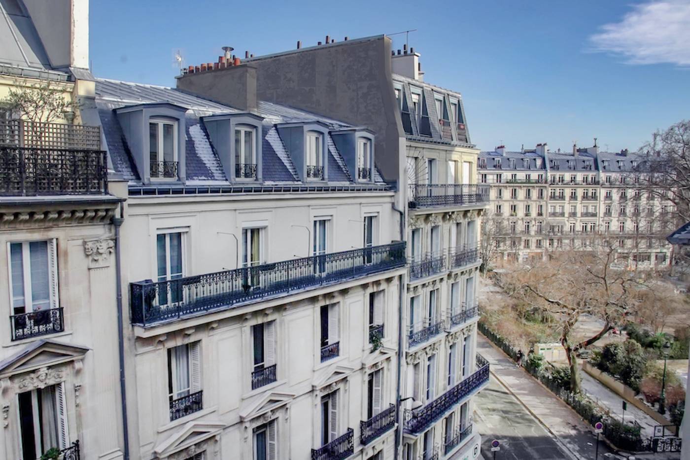 Hotel-Maison-Mere-Room-10