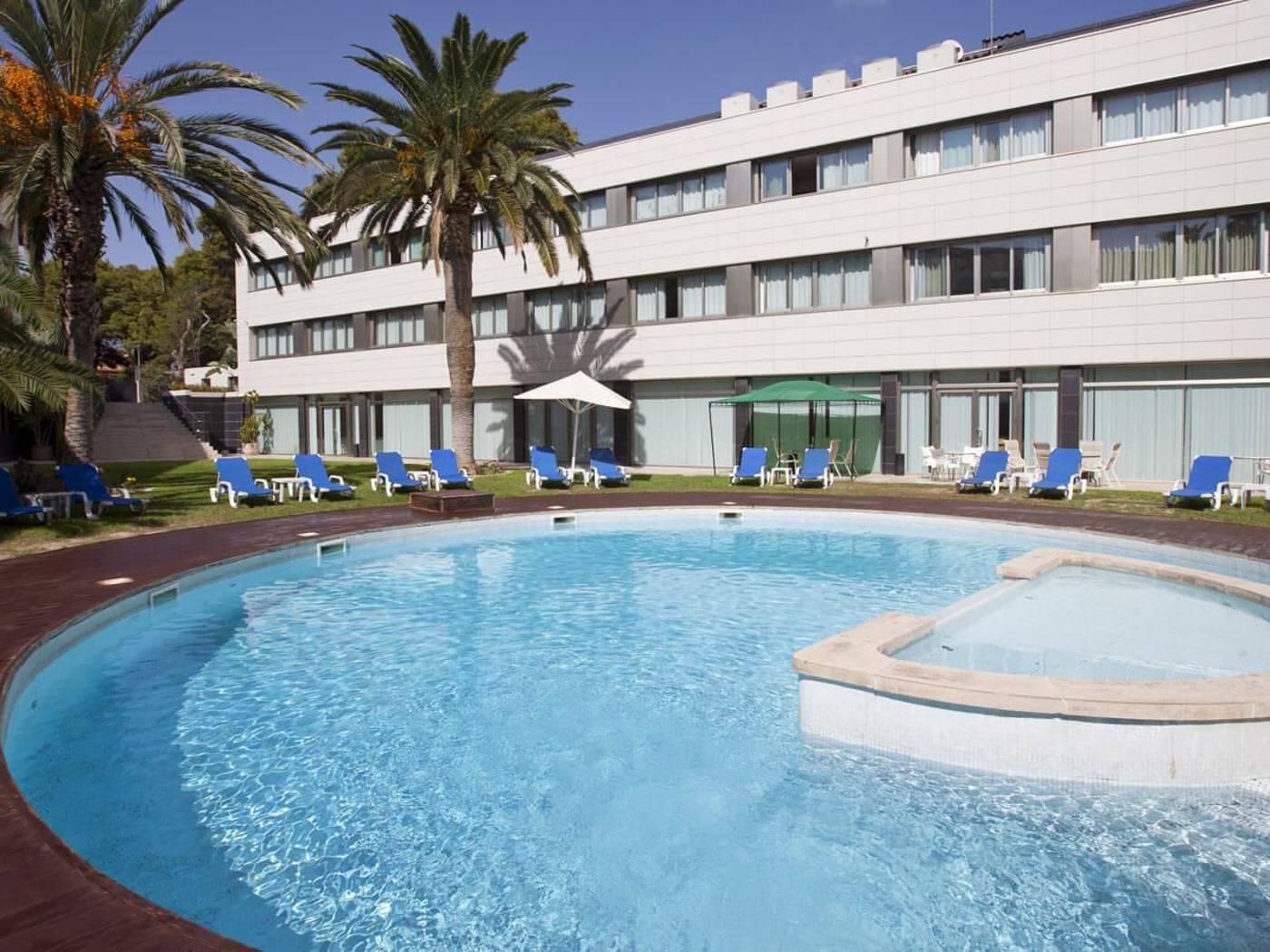 Daniya-Alicante-Pool-2