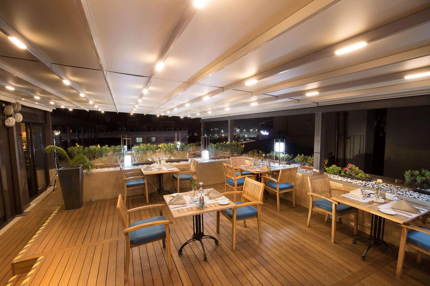 DoubleTree-by-Hilton-Istanbul--Old-Town-Restaurant-9