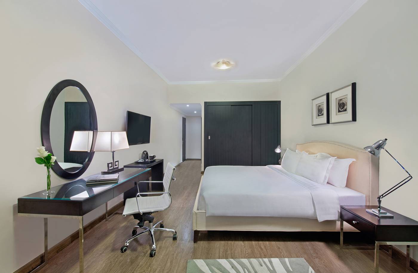 Ezdan-Hotel-West-Bay-Room-11