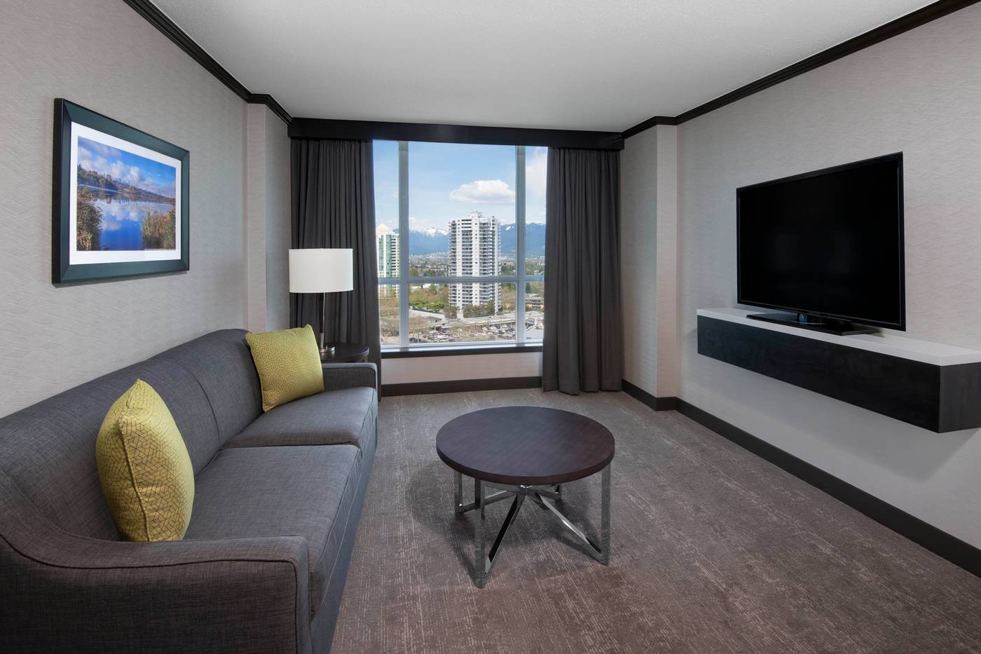 Hilton-Vancouver-Metrotown-Room-10