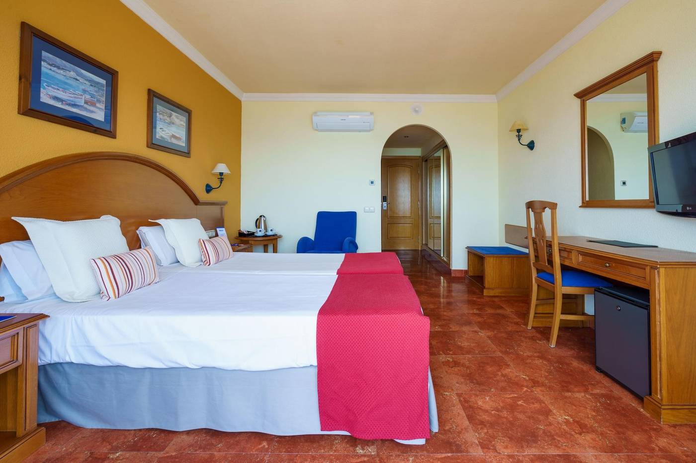 Isabel-Room-43