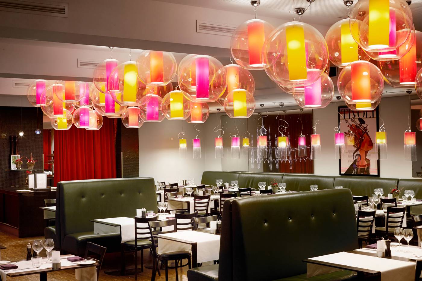 Tivoli-Hotel-Restaurant-48