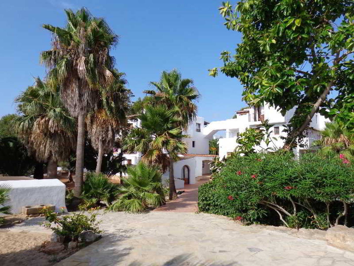 Benet-Los-Pinares-Apartments-General-view-4