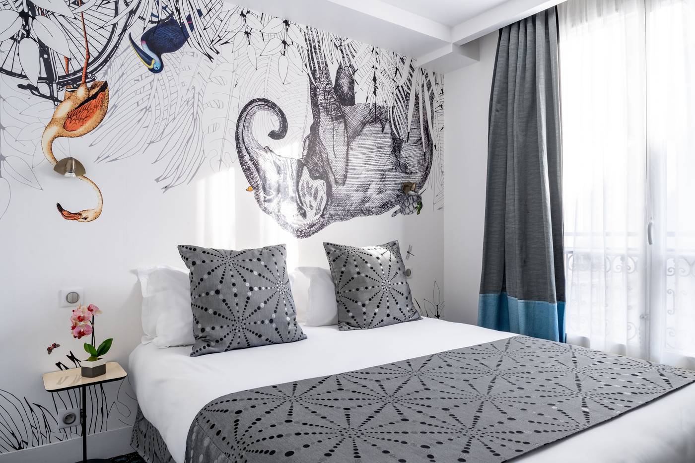 Astoria-Astotel-Room-22