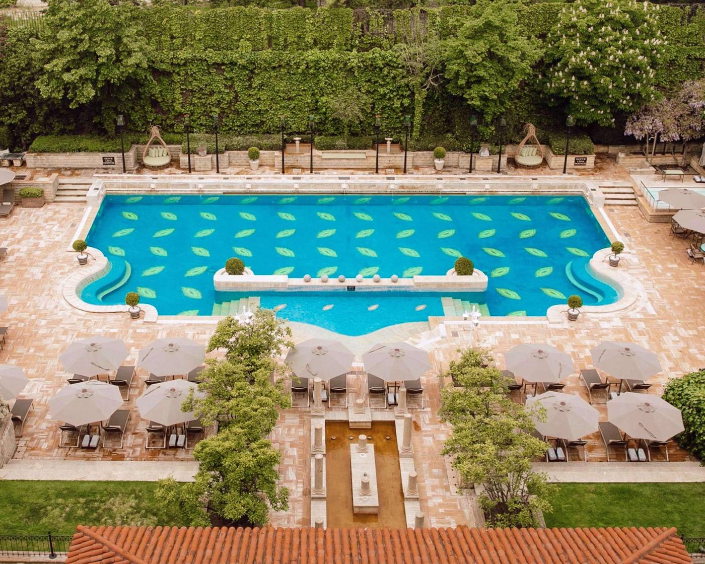 Grand-Hyatt-Istanbul-Pool-60
