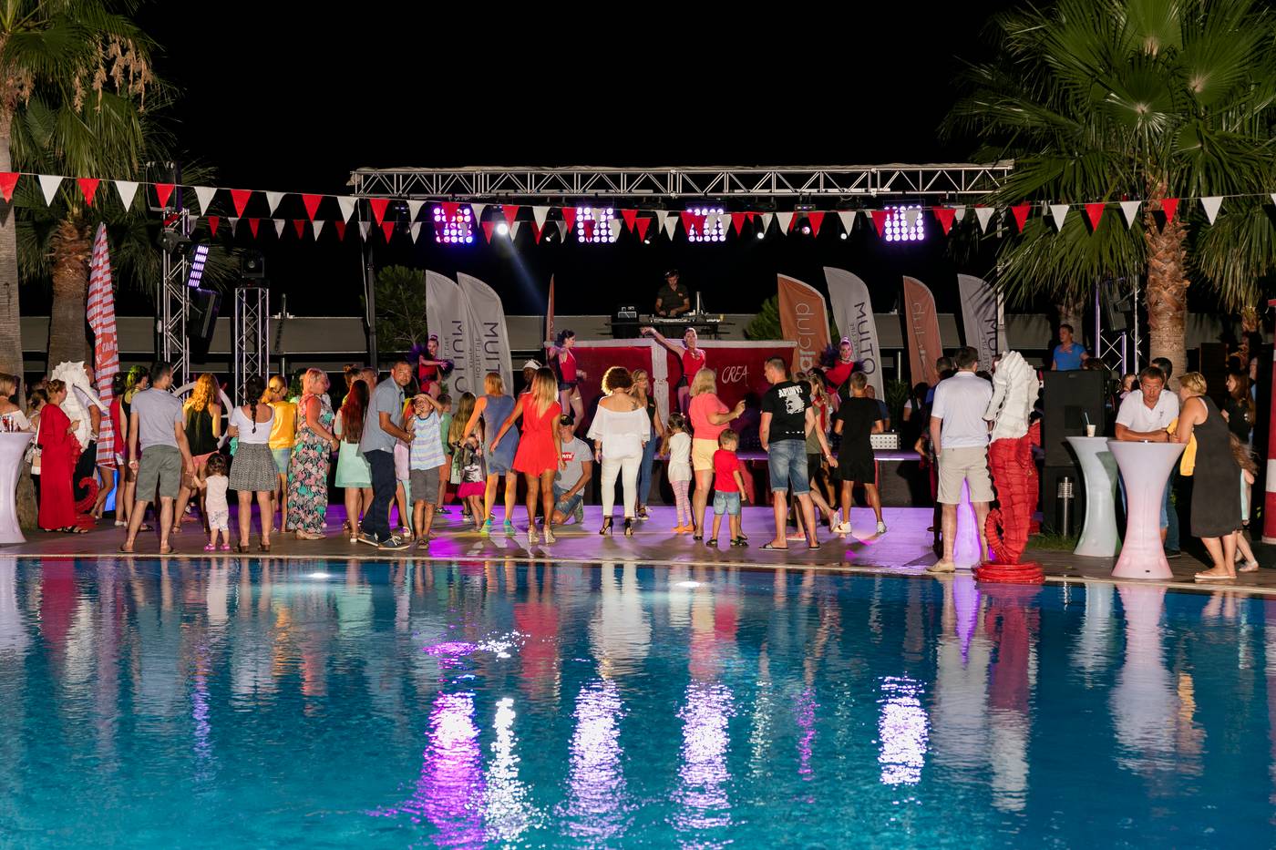 Seven-Seas-Hotel-Life-Sports-and-Entertainment-65