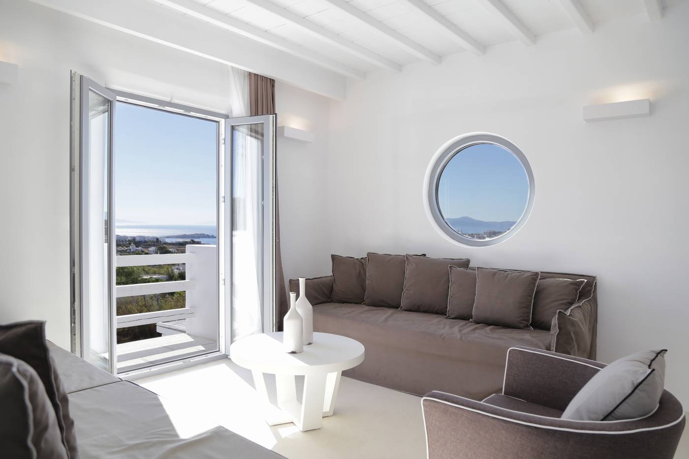 Livin-Mykonos-Hotel-Room-37