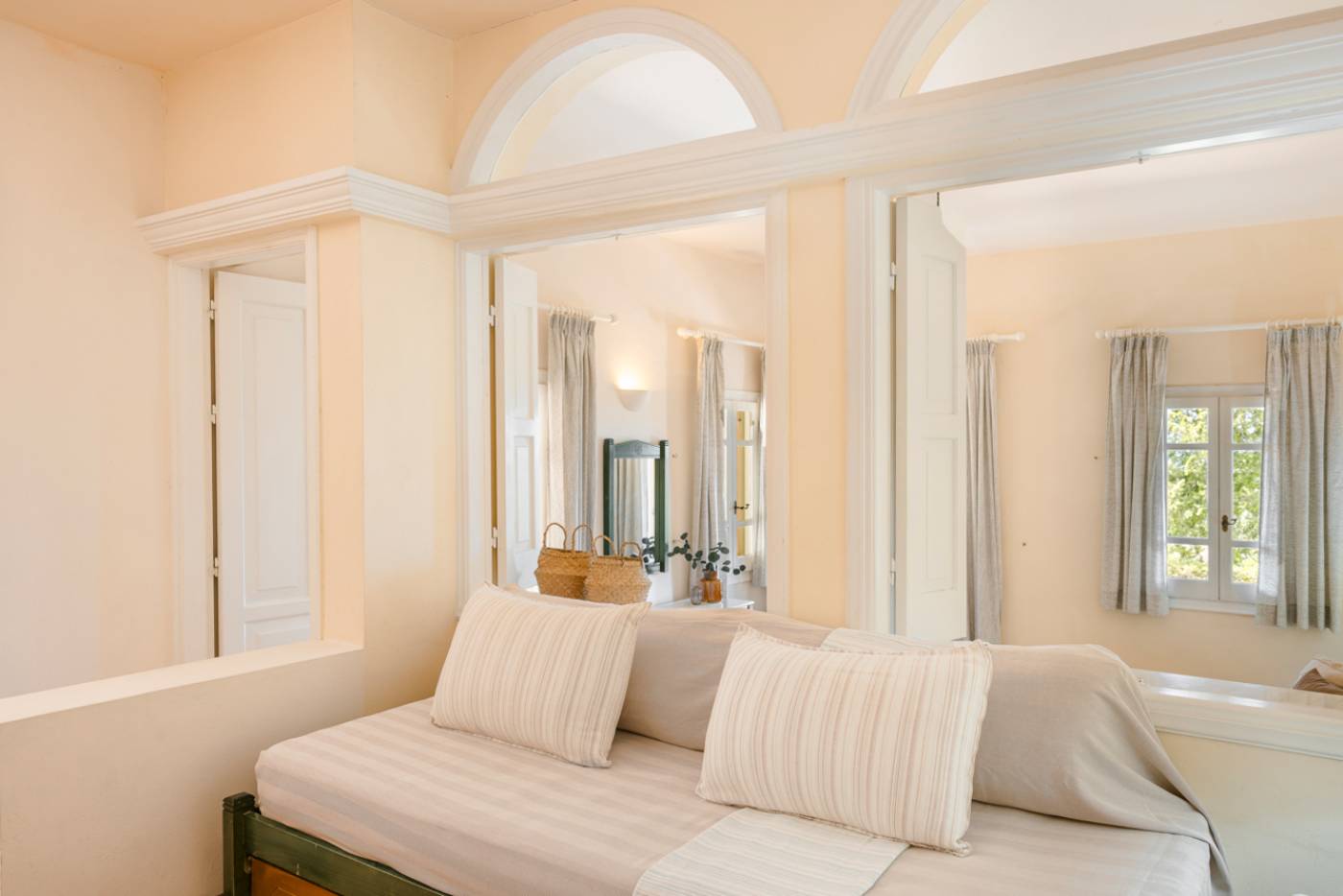 Century-Resort-Apartments-Room-58