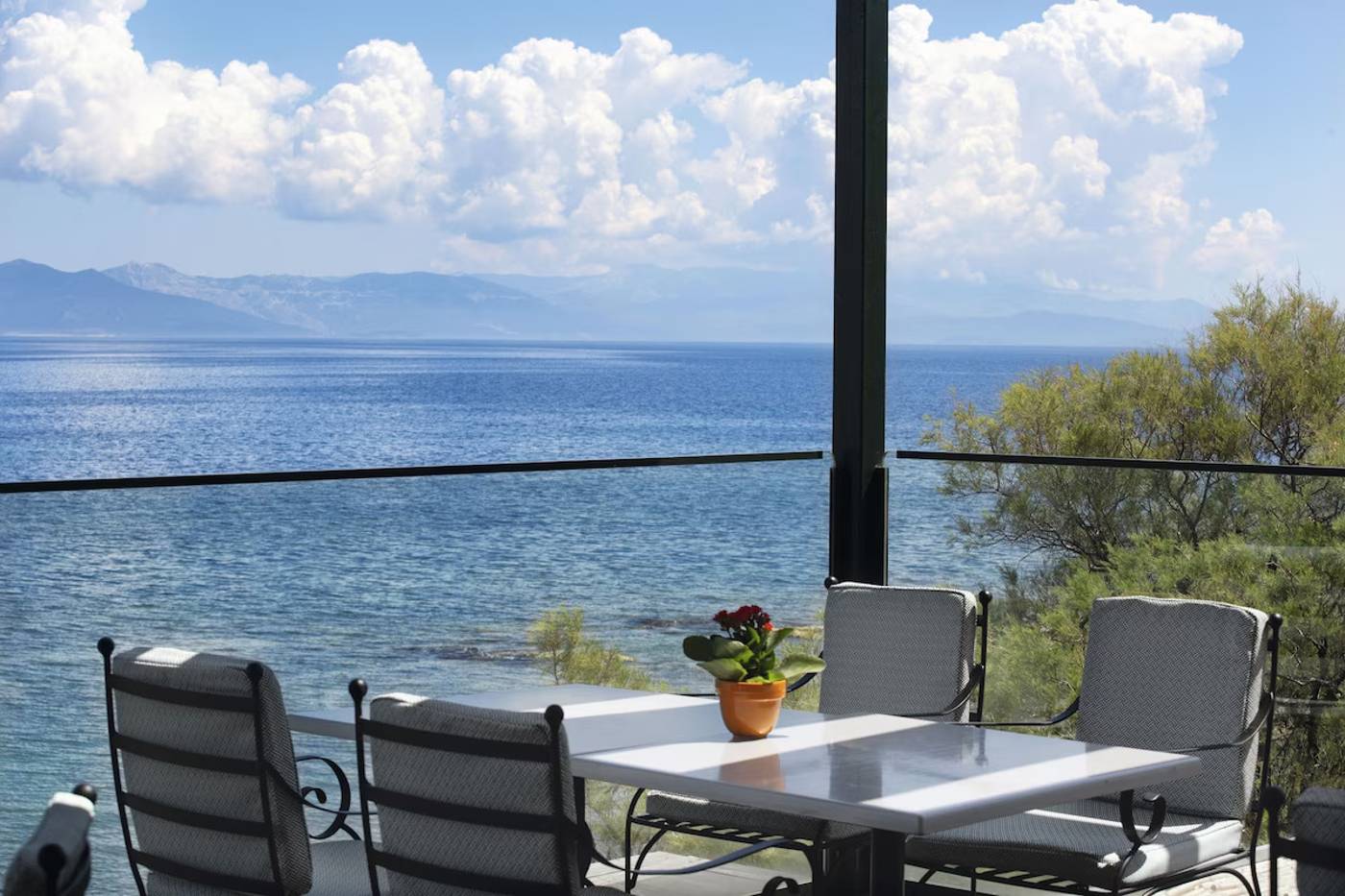 Ramada-Attica-Riviera-Restaurant-8