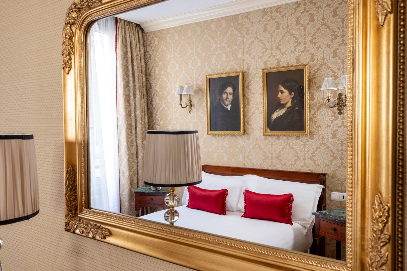 Hotel-De-Seine-Room-30