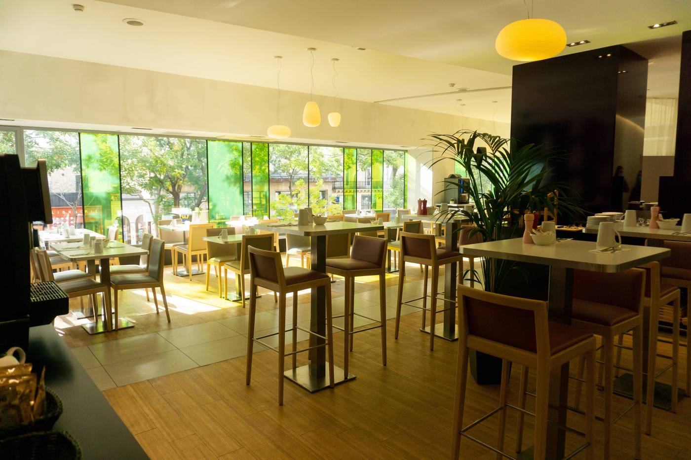 Holiday-Inn-Paris-Opera---Grands-Boulevards-Restaurant-19