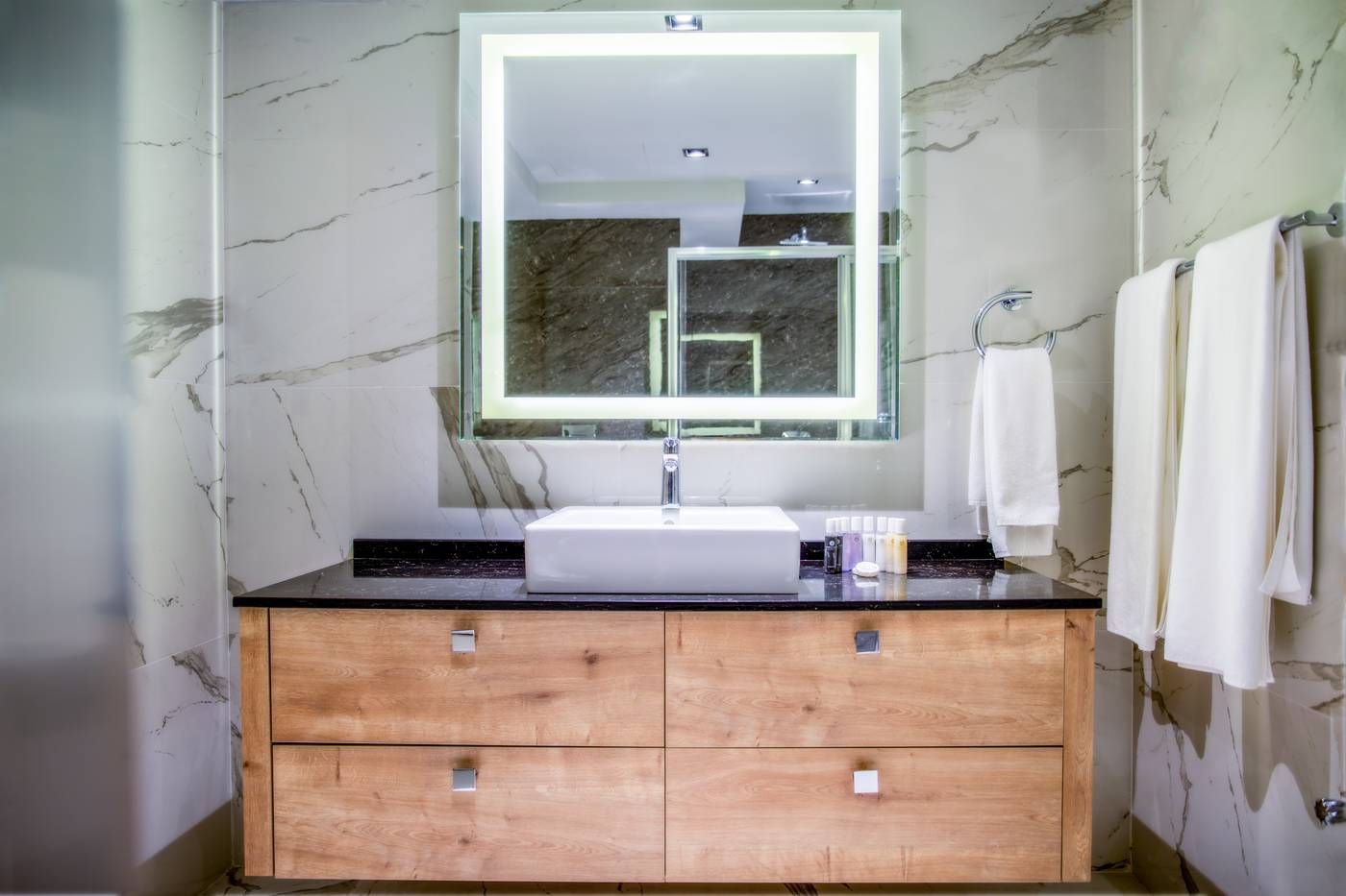 La-Boutique-Hotel-Room-53