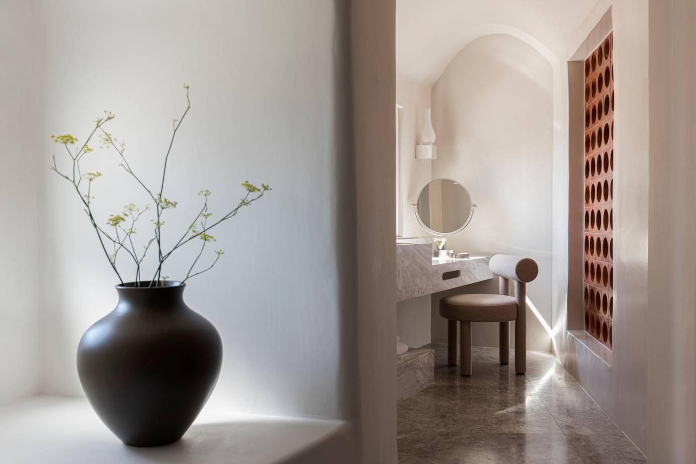 Canaves-Oia-Suites---Adults-Only-Room-31