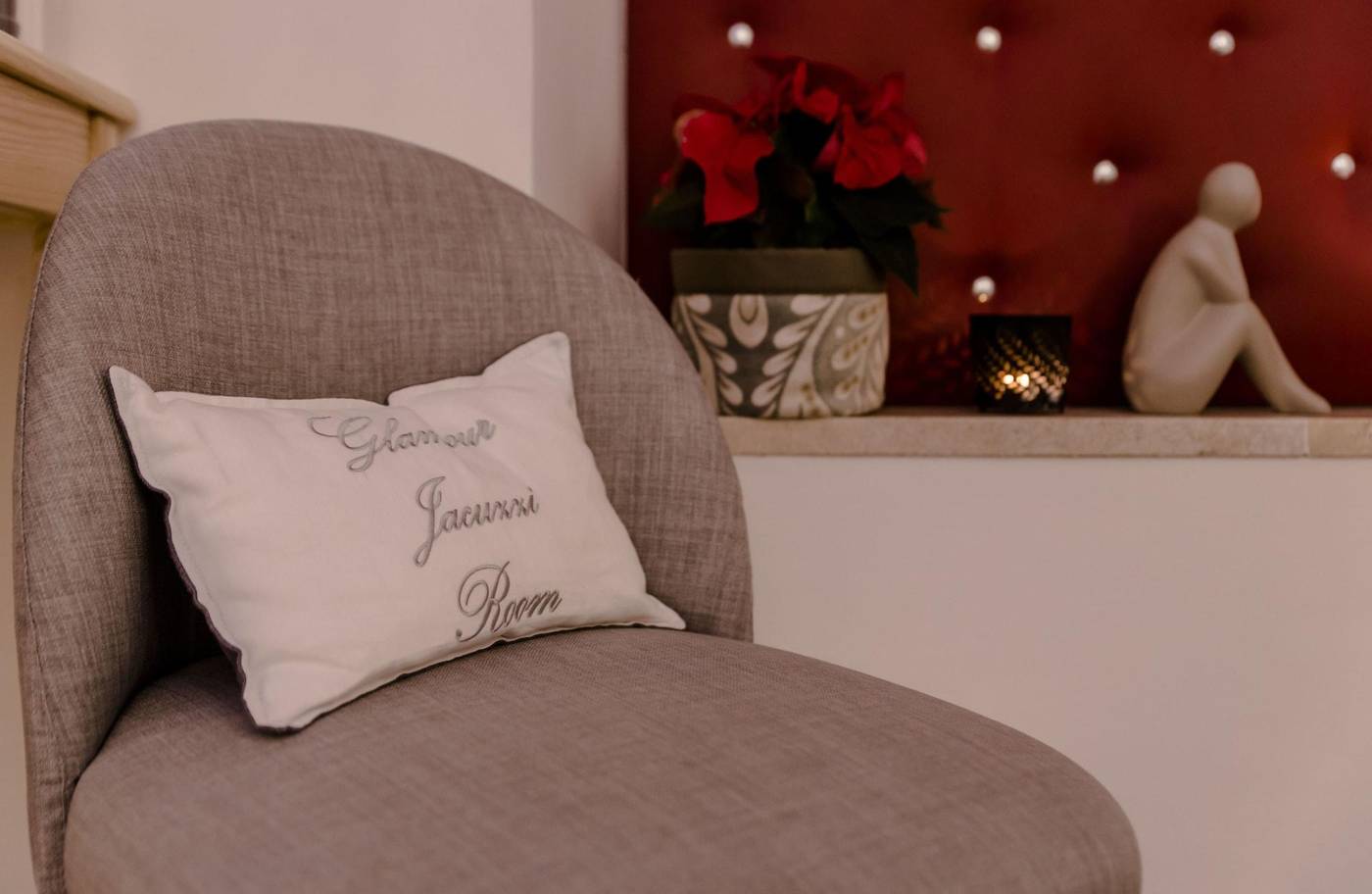 Flatinrome-Trastevere-Deluxe-Rooms-Room-9