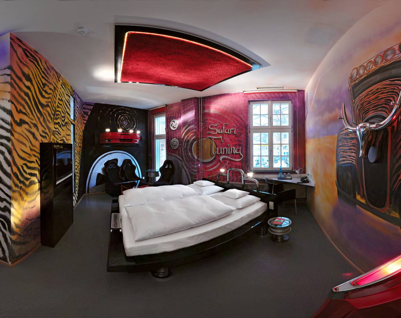 V8 Hotel Classic Motorworld Region Stuttgart-Germany-STUTTGART-Room-9