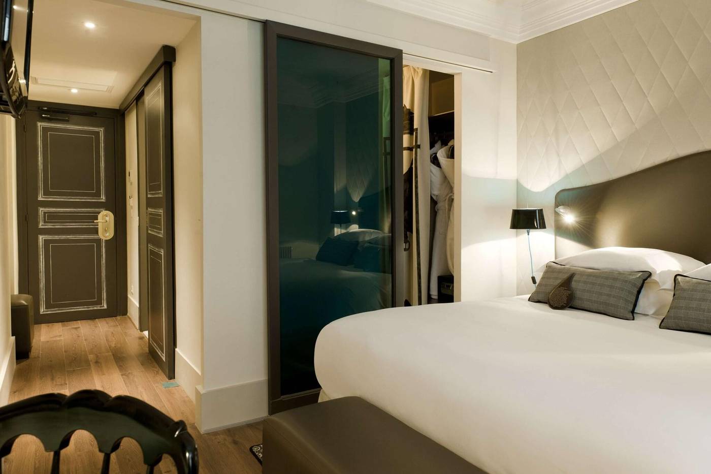 Edouard-7-Paris-Opera-Room-26