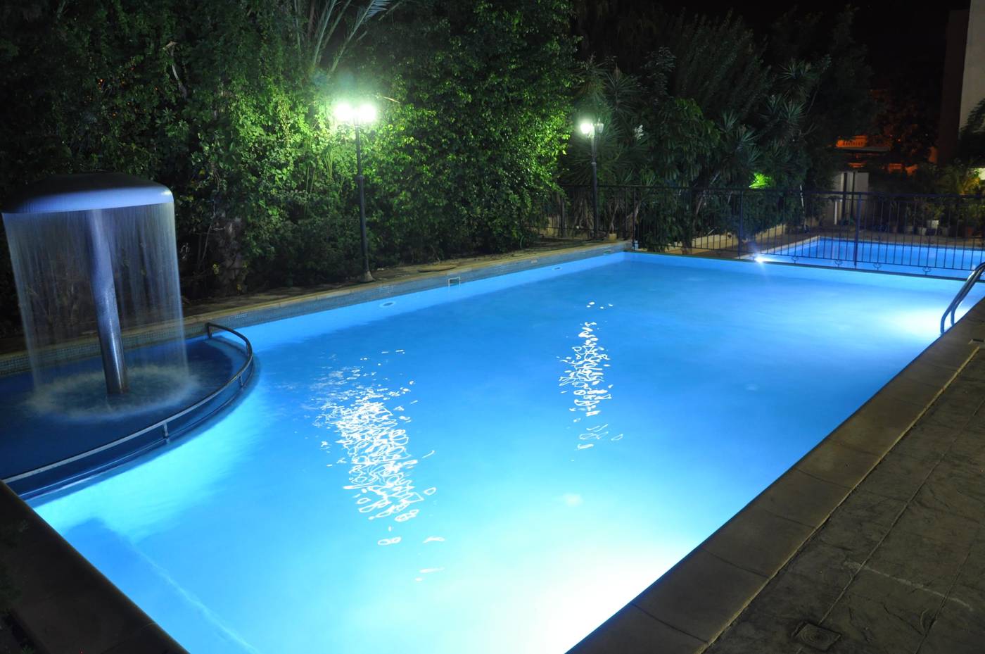 Mariela-Hotel-Pool-7