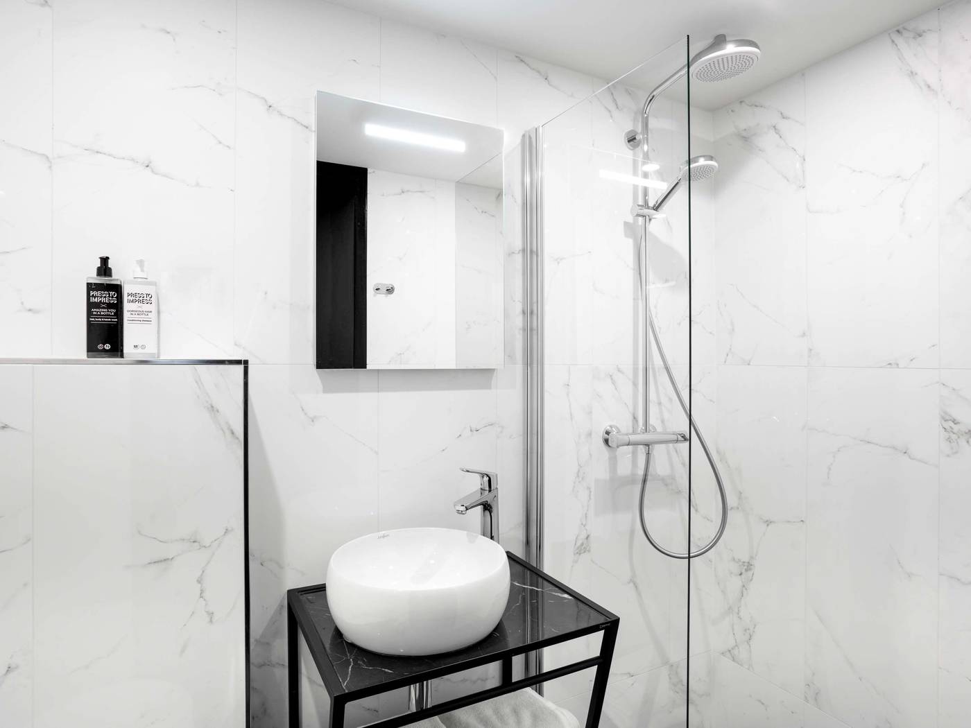 ibis-Styles-Amsterdam-Amstel-Room-57