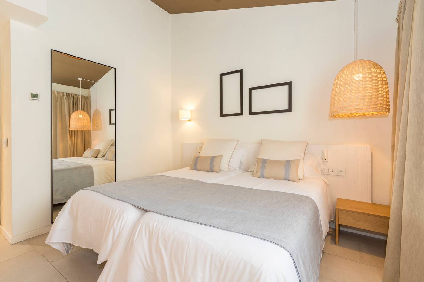 Mar-Hotels-Paradise-Club---Spa-Room-23