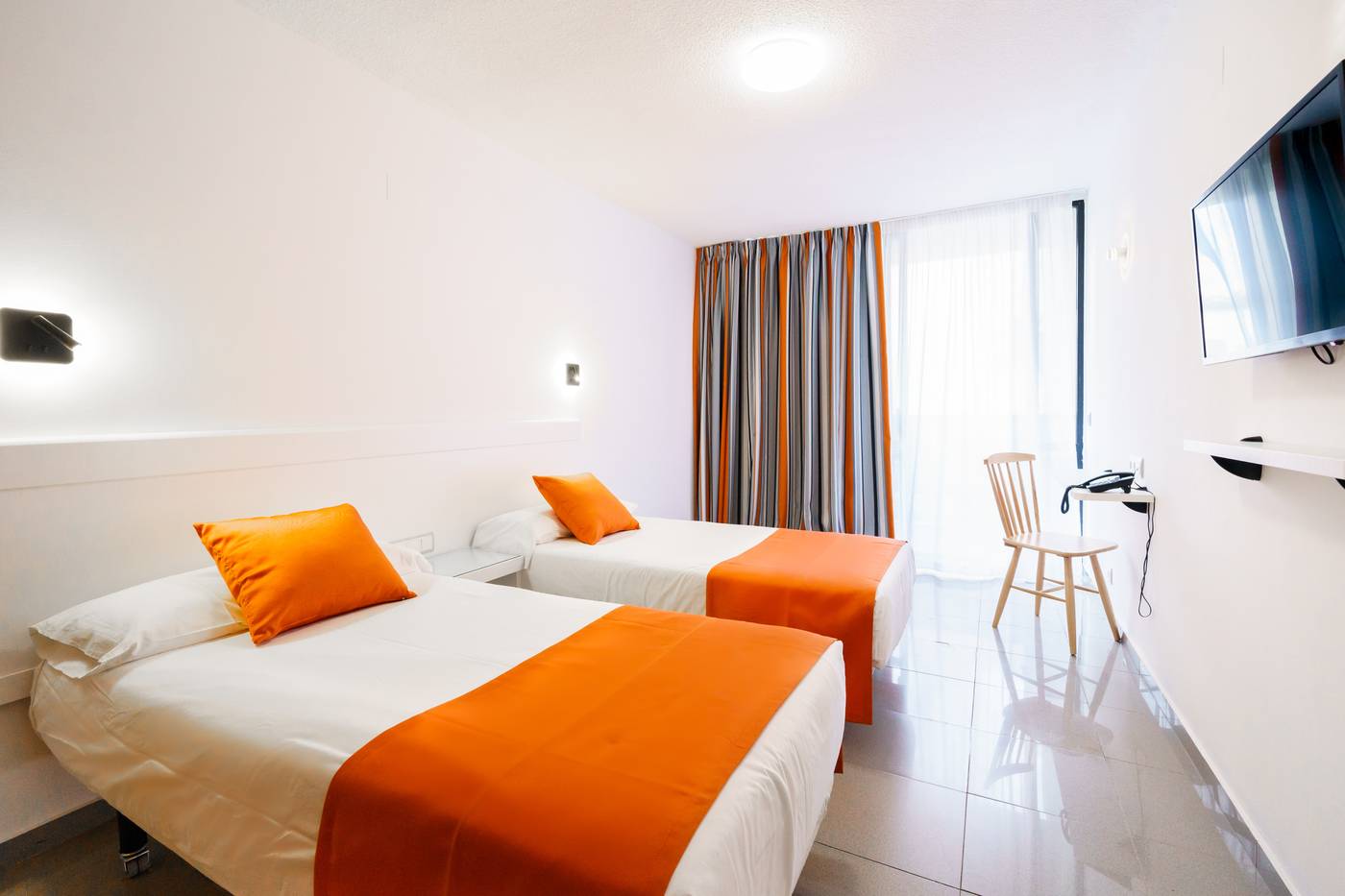Marina-Benidorm-Hotel-Room-27