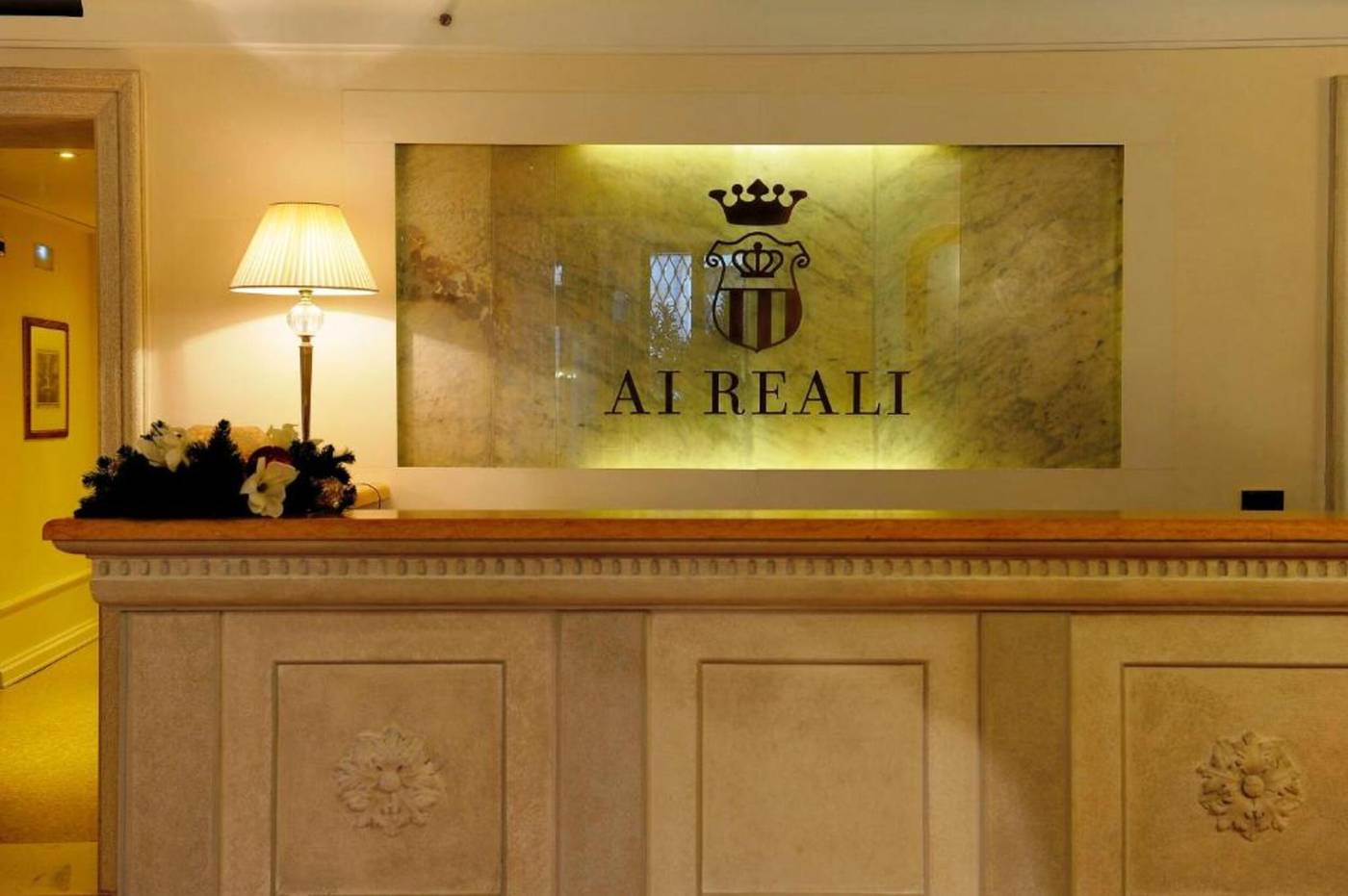 Ai-Reali-Hotel-Lobby-10