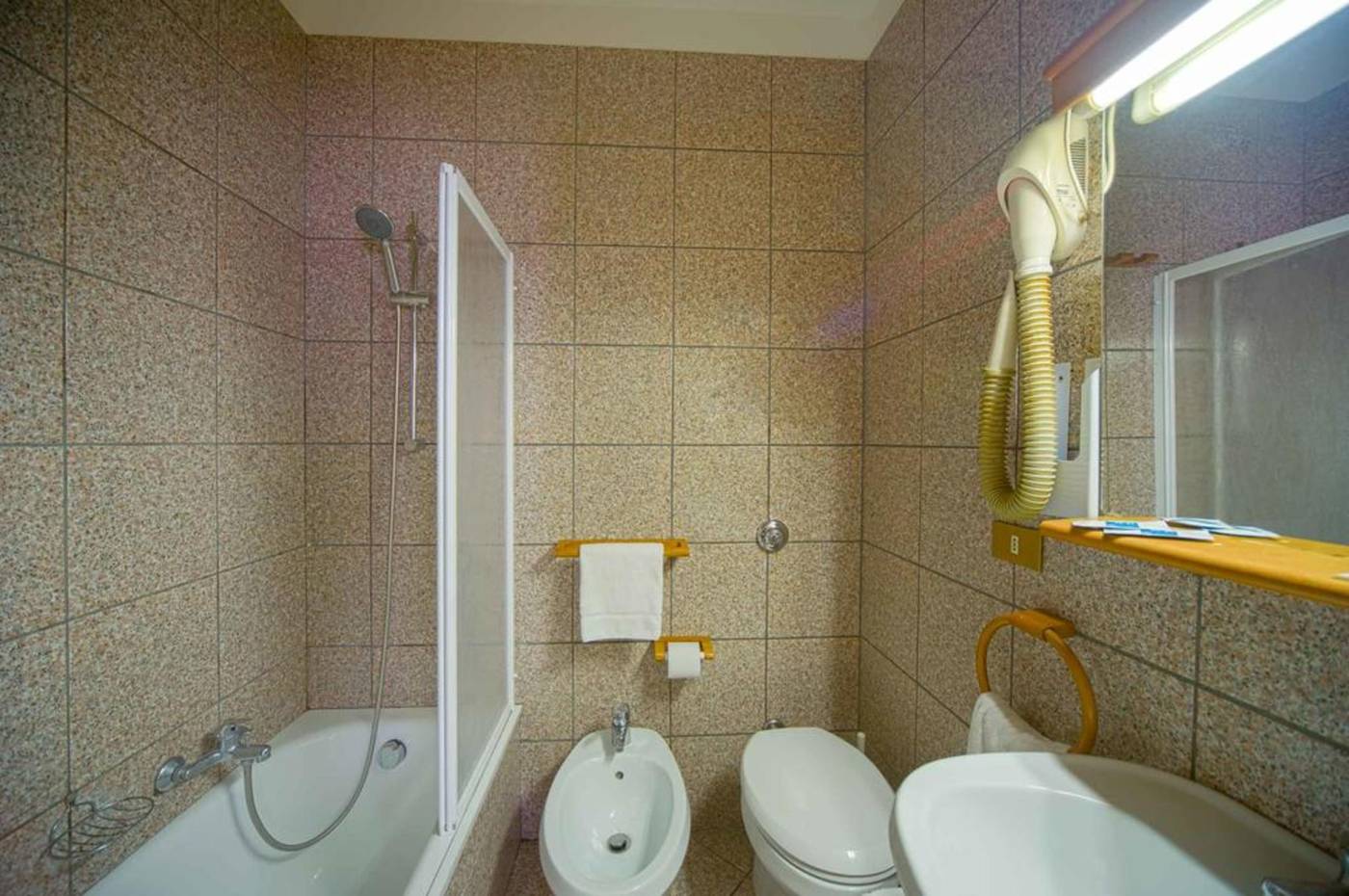 Camelia-Rooms-Venice-Room-23