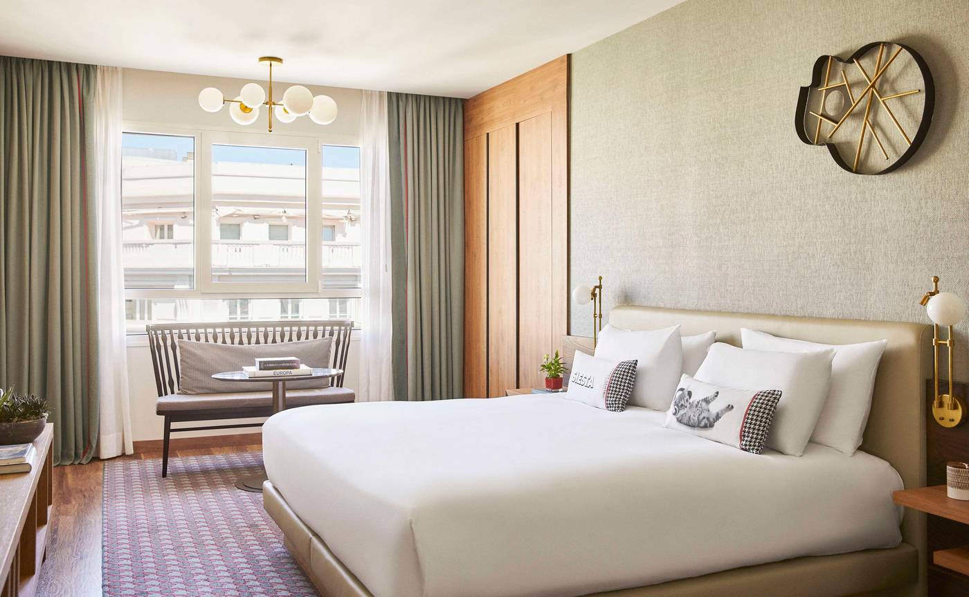 Hyatt-Centric-Gran-Via-Madrid-Room-62