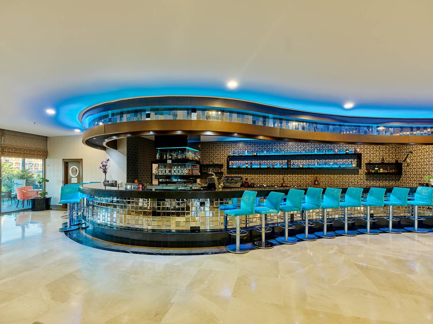 Luna Blanca Resort