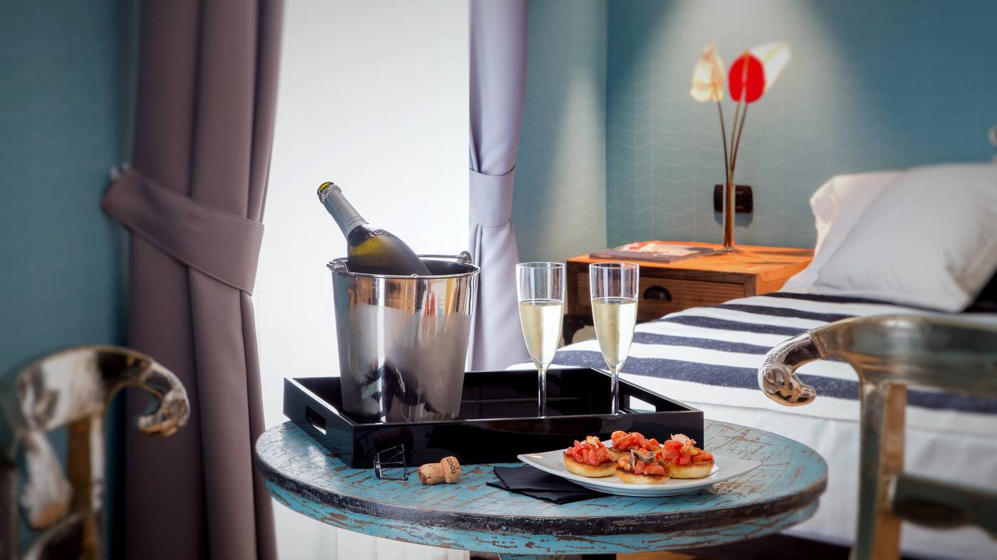 QT-Suites-Roma-Room-9