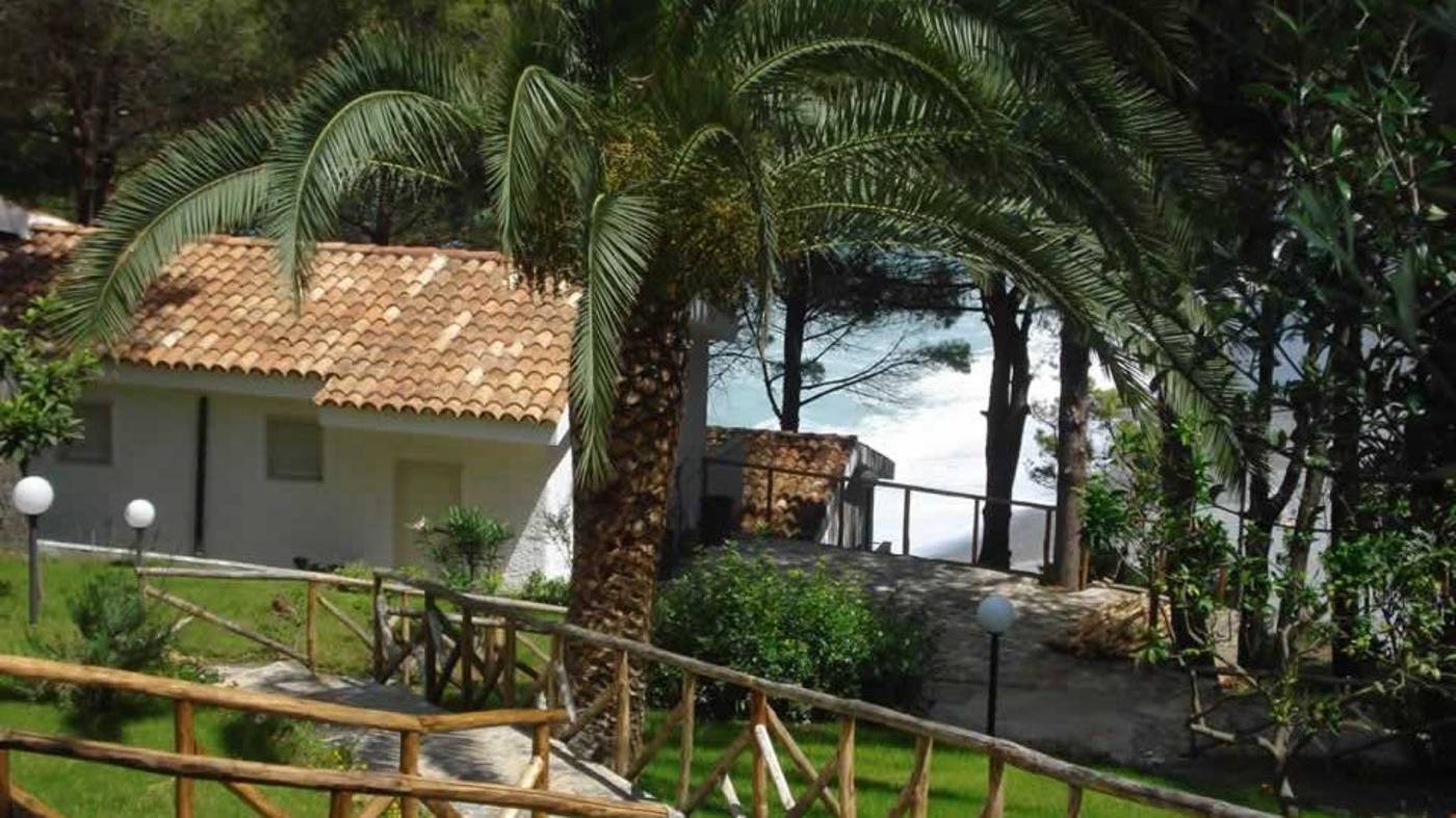 Hotel Guardacosta-Italy-CIRELLA-General view-1