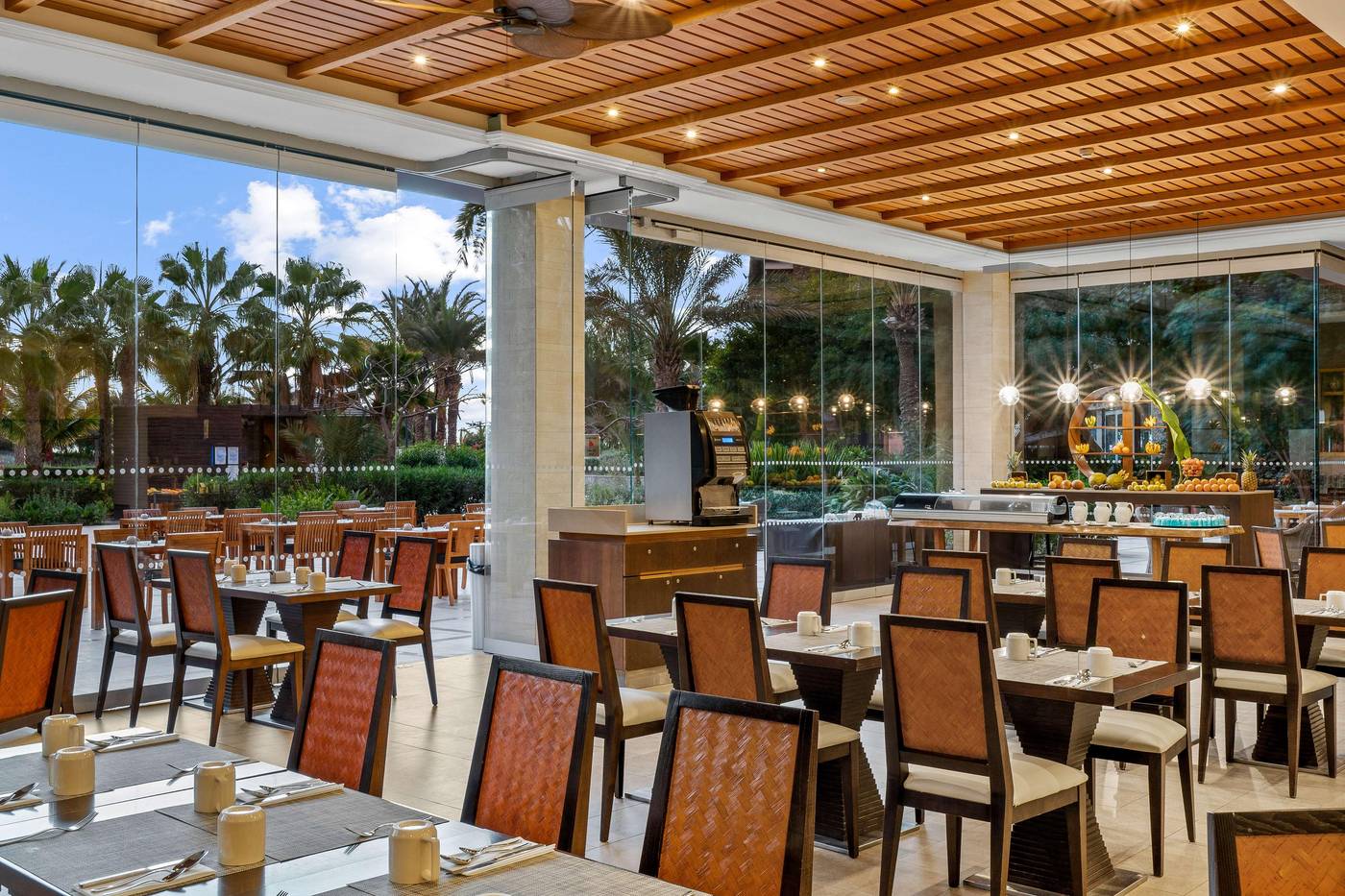 Hilton-Cabo-Verde-Sal-Resort-Restaurant-57