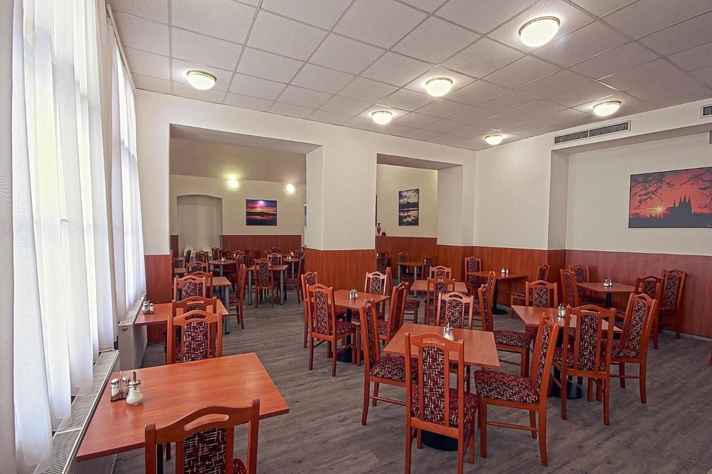 Zlata-Vaha-Restaurant-15