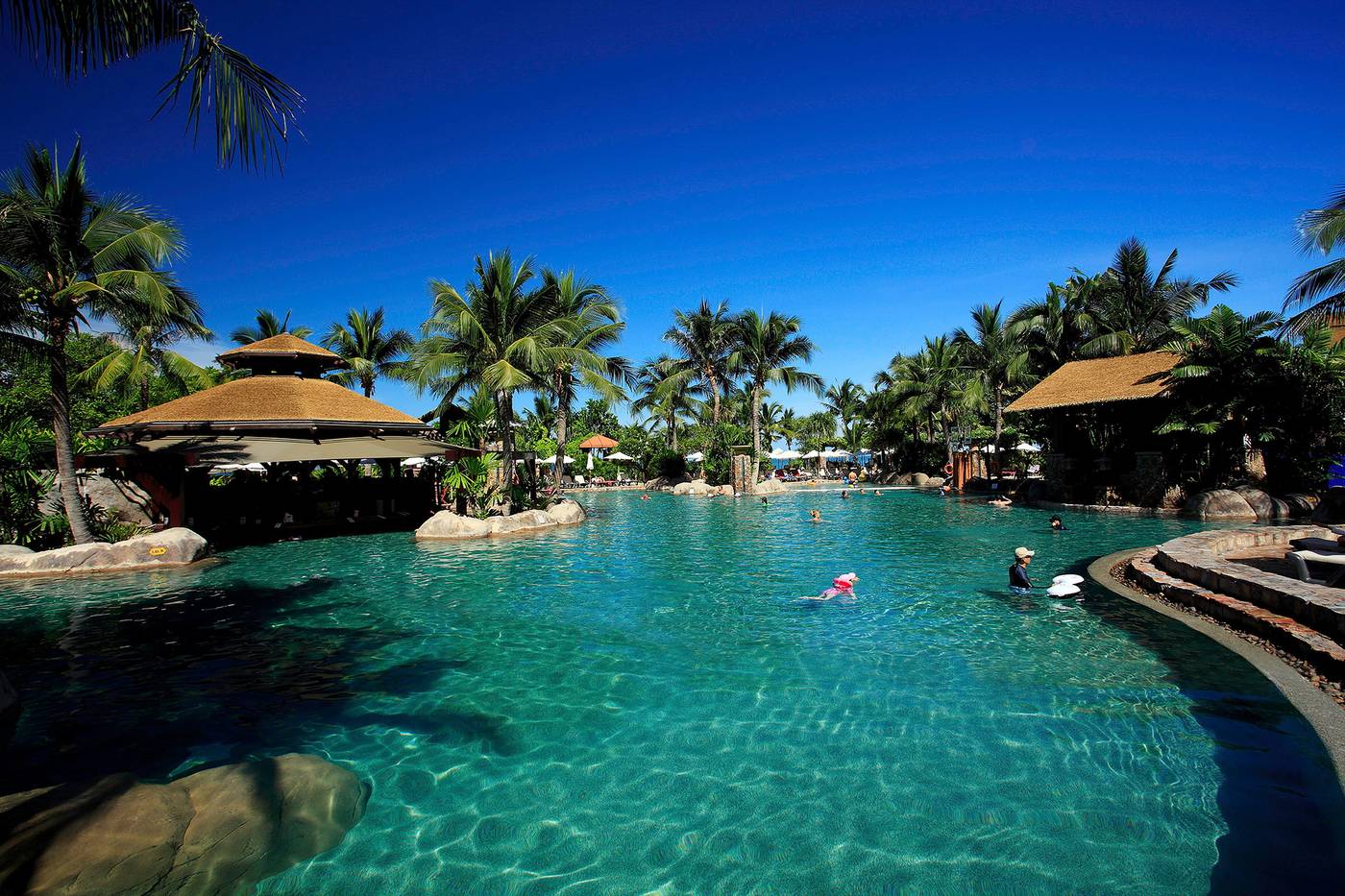 Centara Grand Mirage Beach Resort Pattaya - North Pattaya, Pattaya - On ...