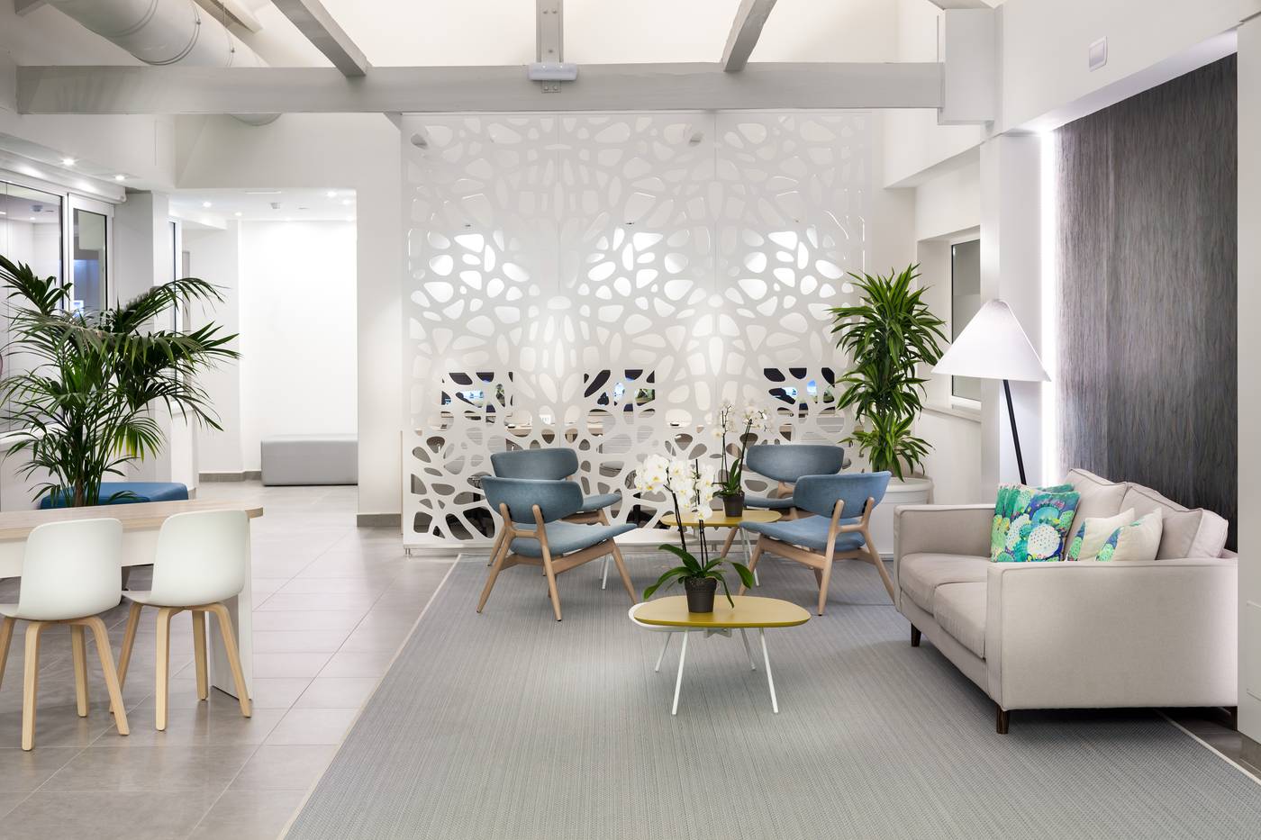 Tropical-Park-Hotel-Lobby-40