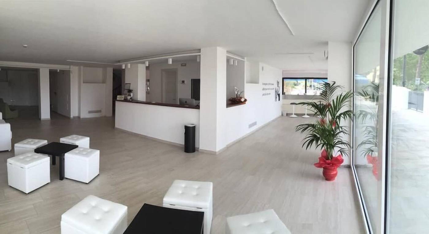 Pineto-Resort-Lobby-9