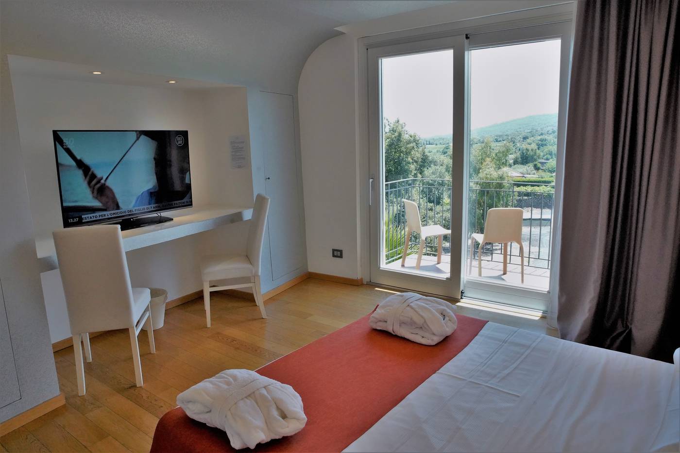 Mareneve-Resort-Room-14