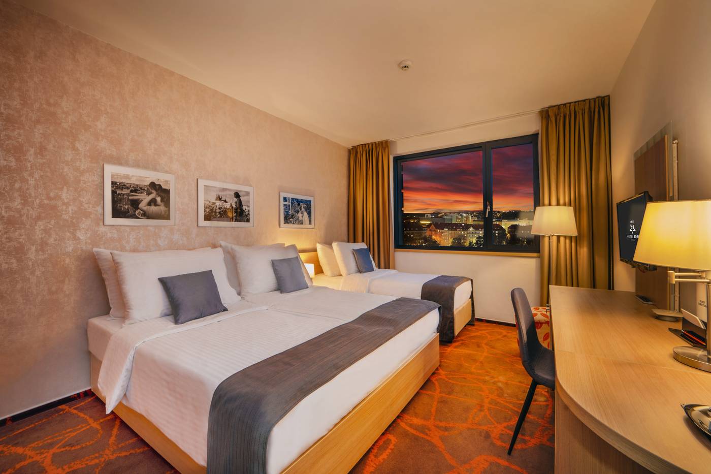 Iris-Hotel-Eden-Room-10