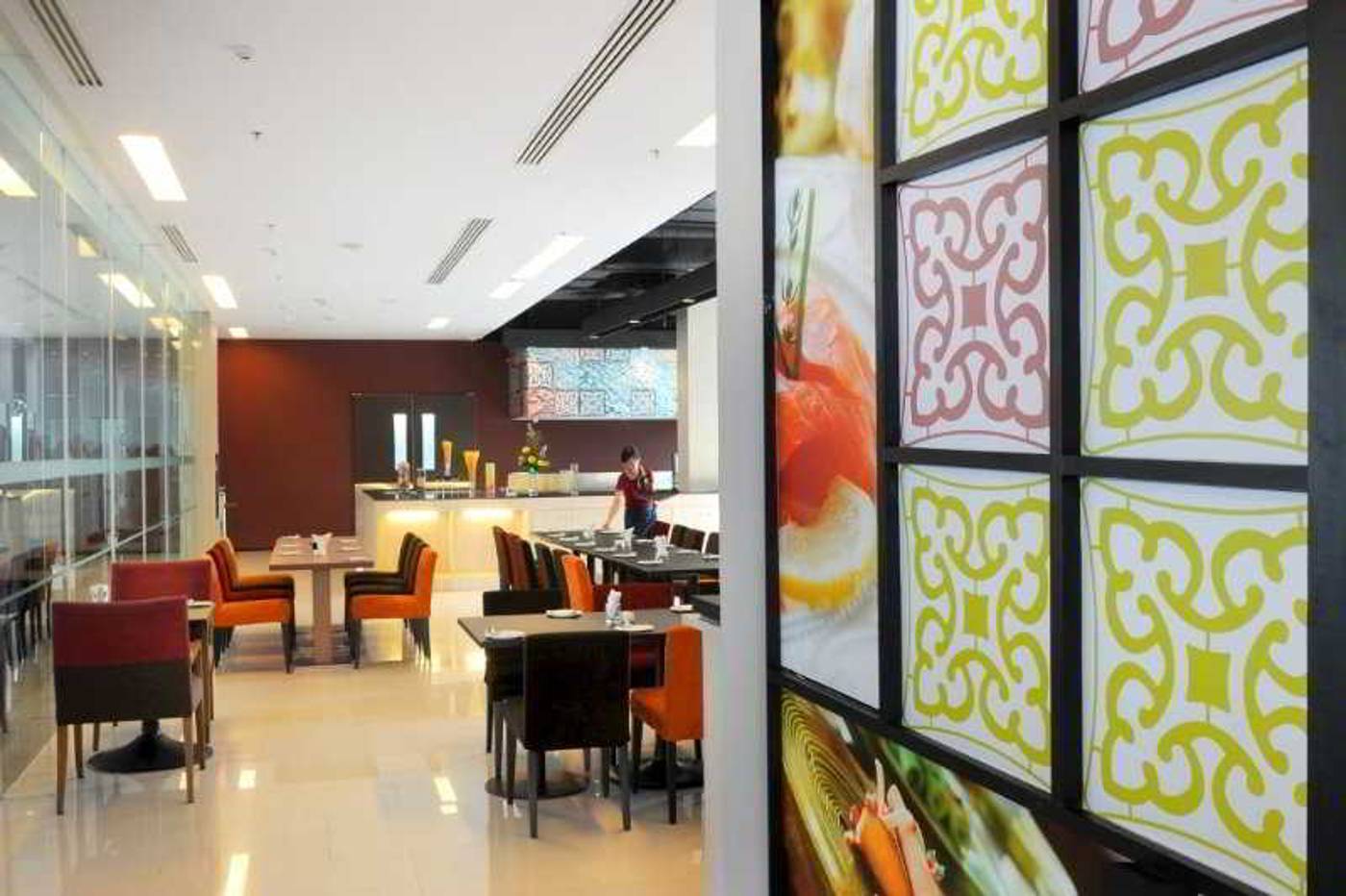 Vic3-Bangkok--SHA-Plus--Restaurant-8