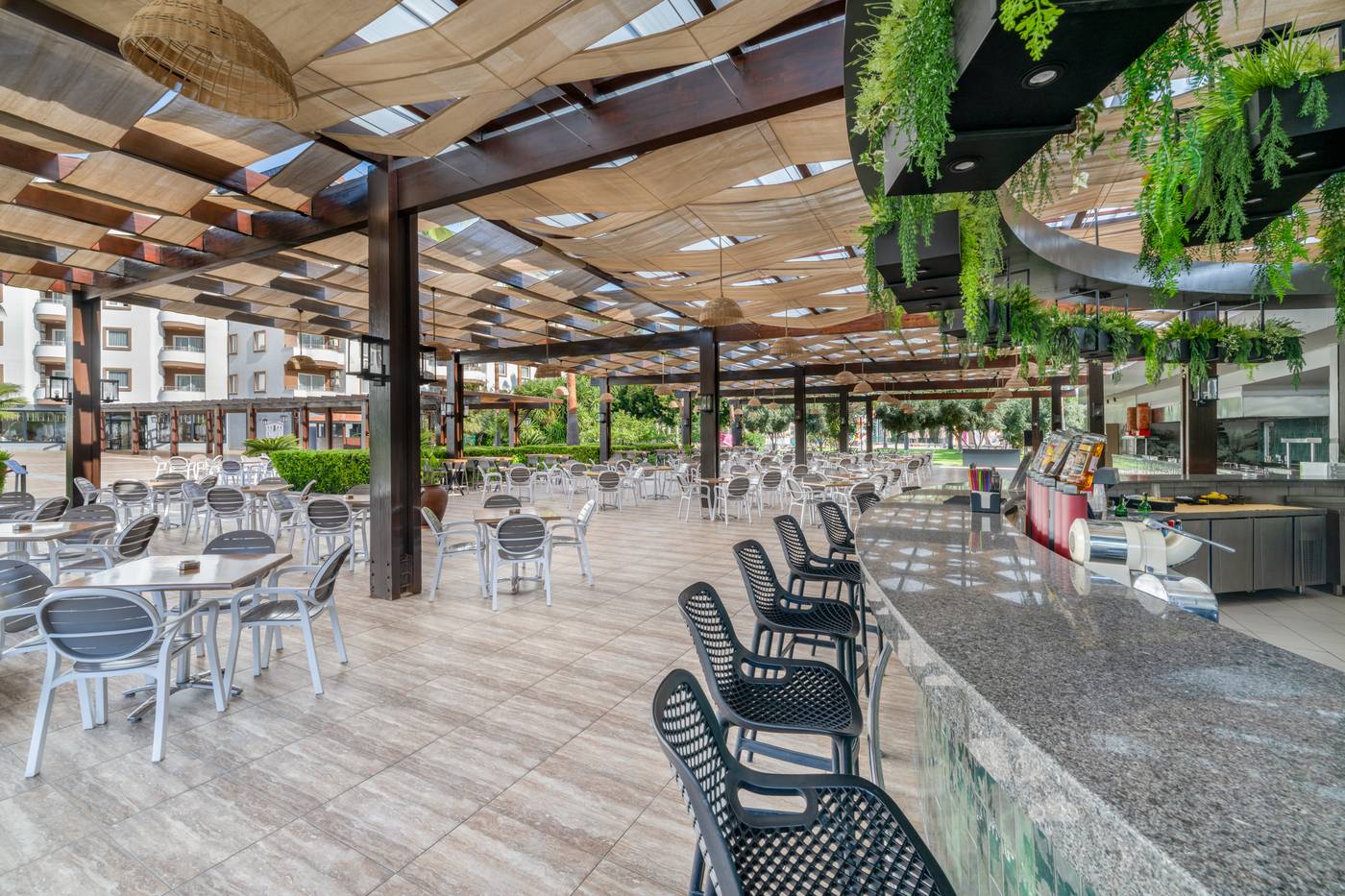 Royal-Garden-Beach-Bar-21