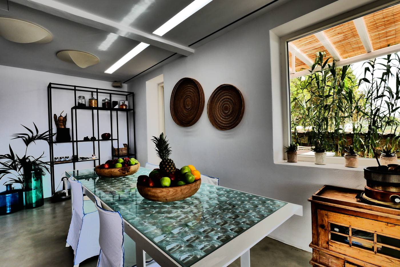 Ostraco-Luxury-Suites-Restaurant-55