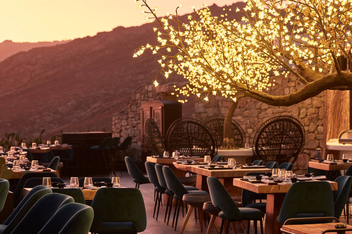 Myconian-Imperial-Resort-Restaurant-22